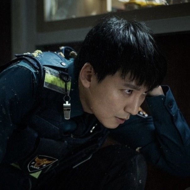 Behind-the-scenes cut of Kim Namgil