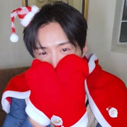 김선호의 최신 사진