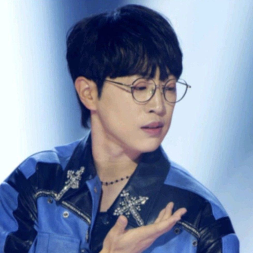 Recent activity shot of An Sunghoon