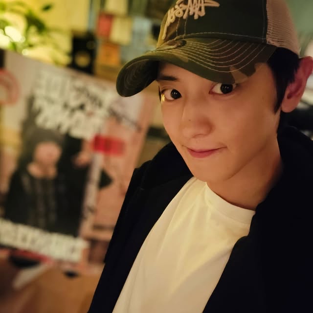 Latest photo of Chanyeol
