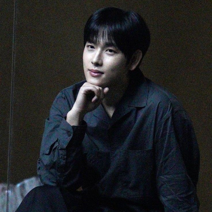 Latest photo of Lim Siwan