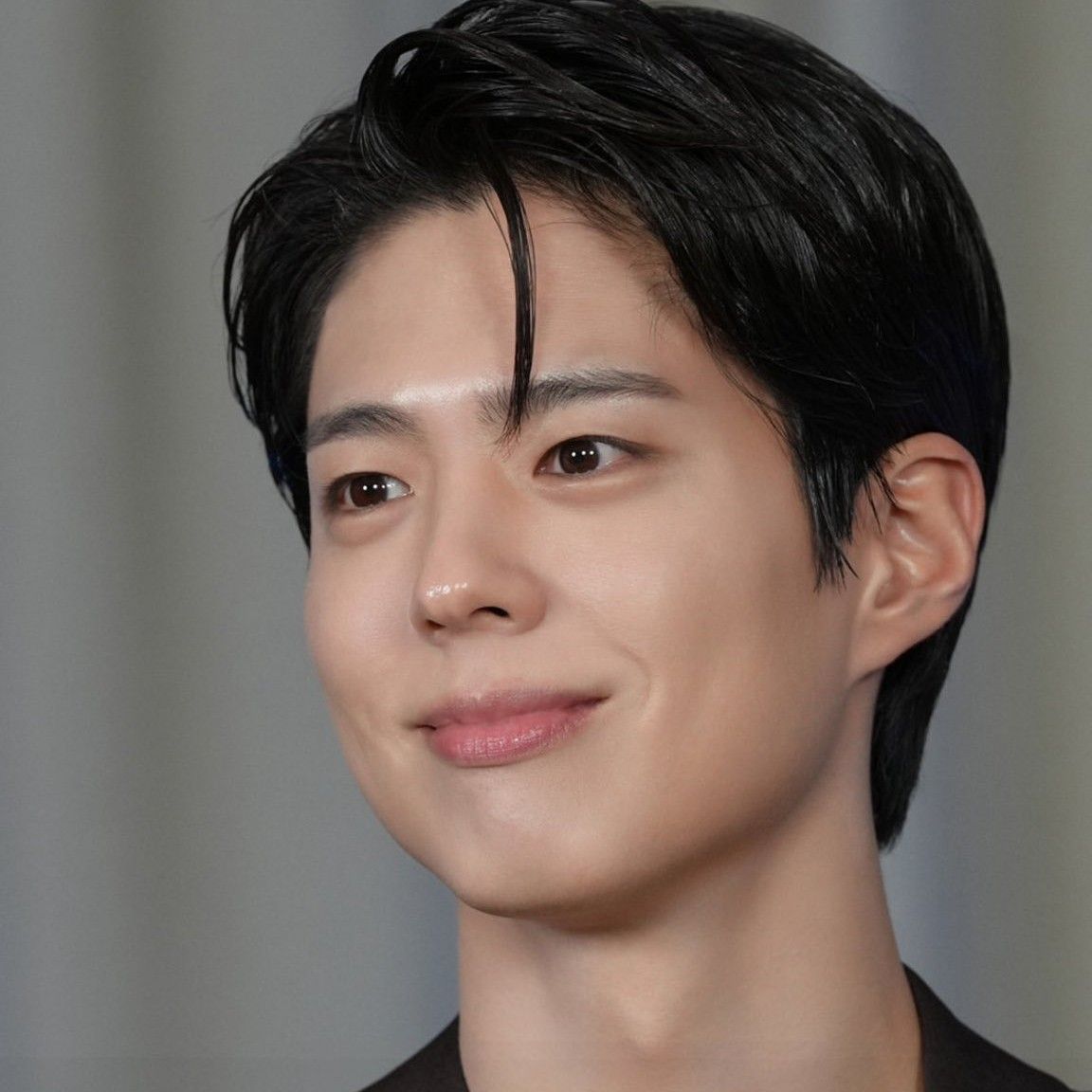 Recent activity shot of Park Bogum