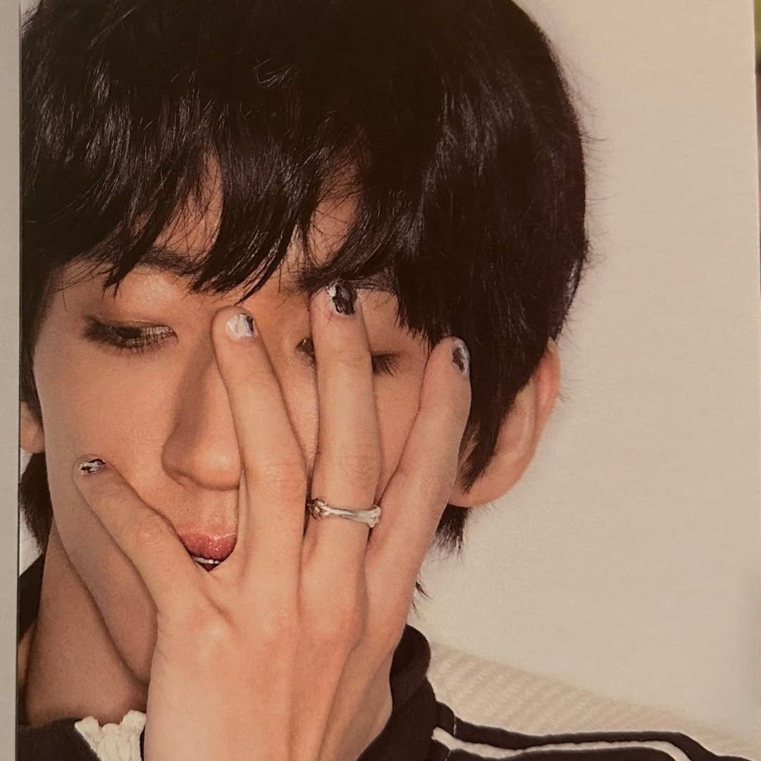 Recent activity shot of Lee Seungyoon