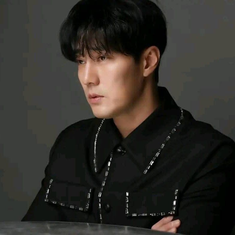 Latest photo of So Jisub