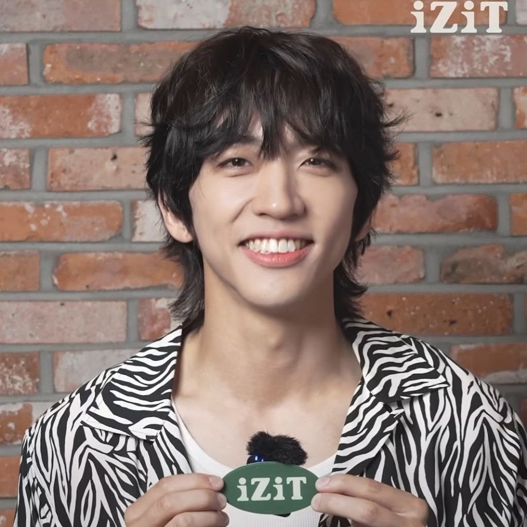 Recent activity shot of Lee Seungyoon