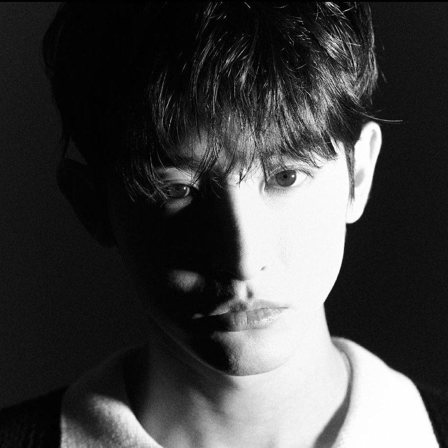 A moment captured by a fan of Lee Soohyuk