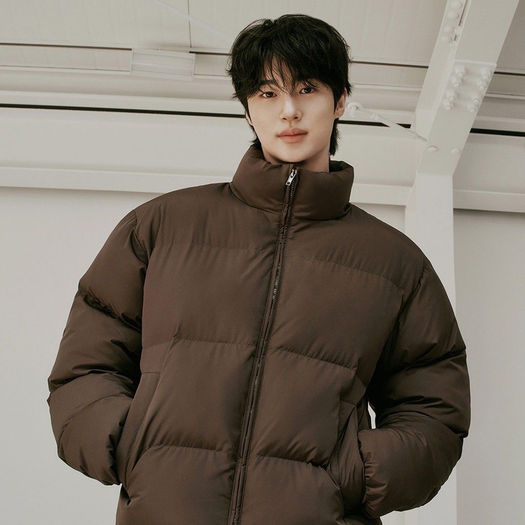 Behind-the-scenes cut of Byeon Wooseok