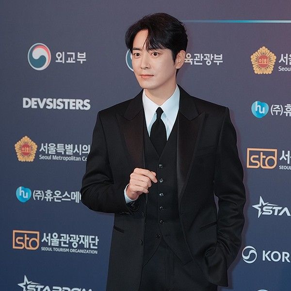 Recent activity shot of Lee Joonhyuk