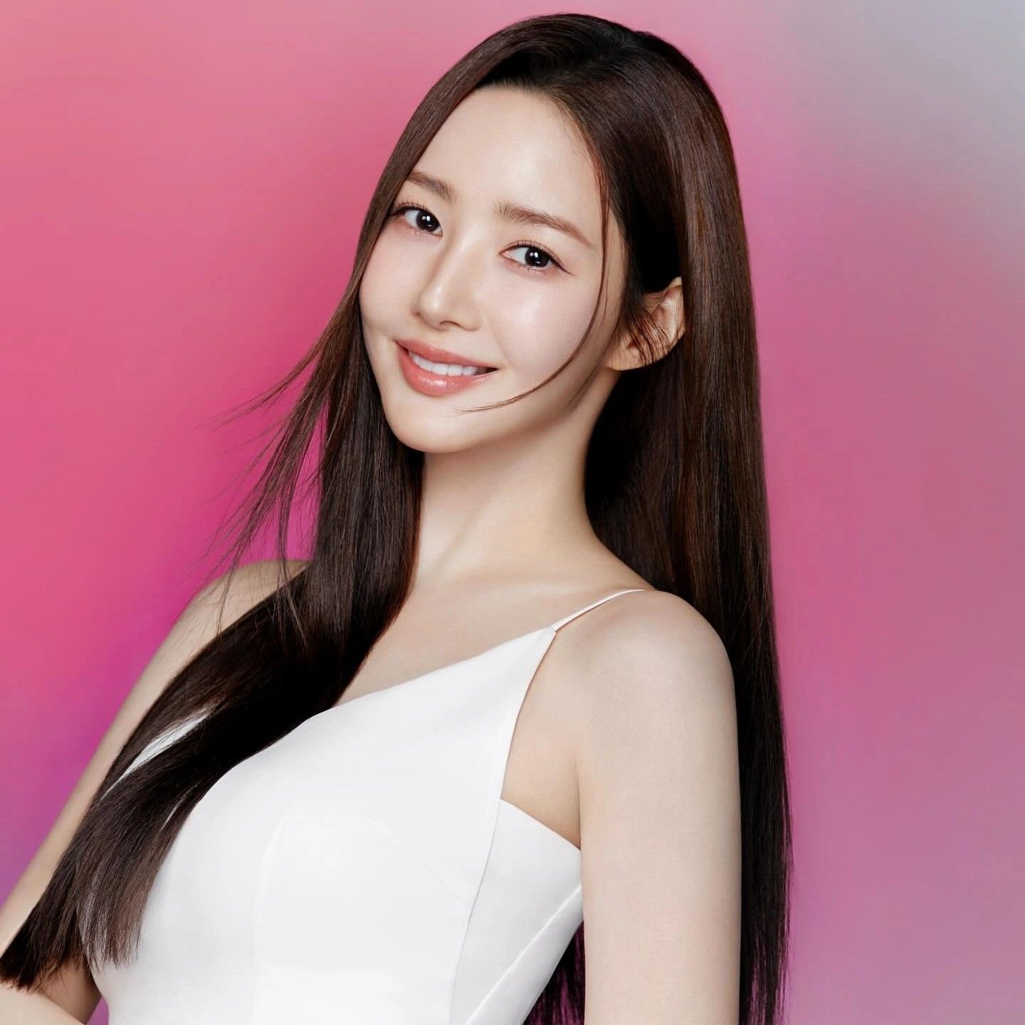 박민영의 비하인드 컷