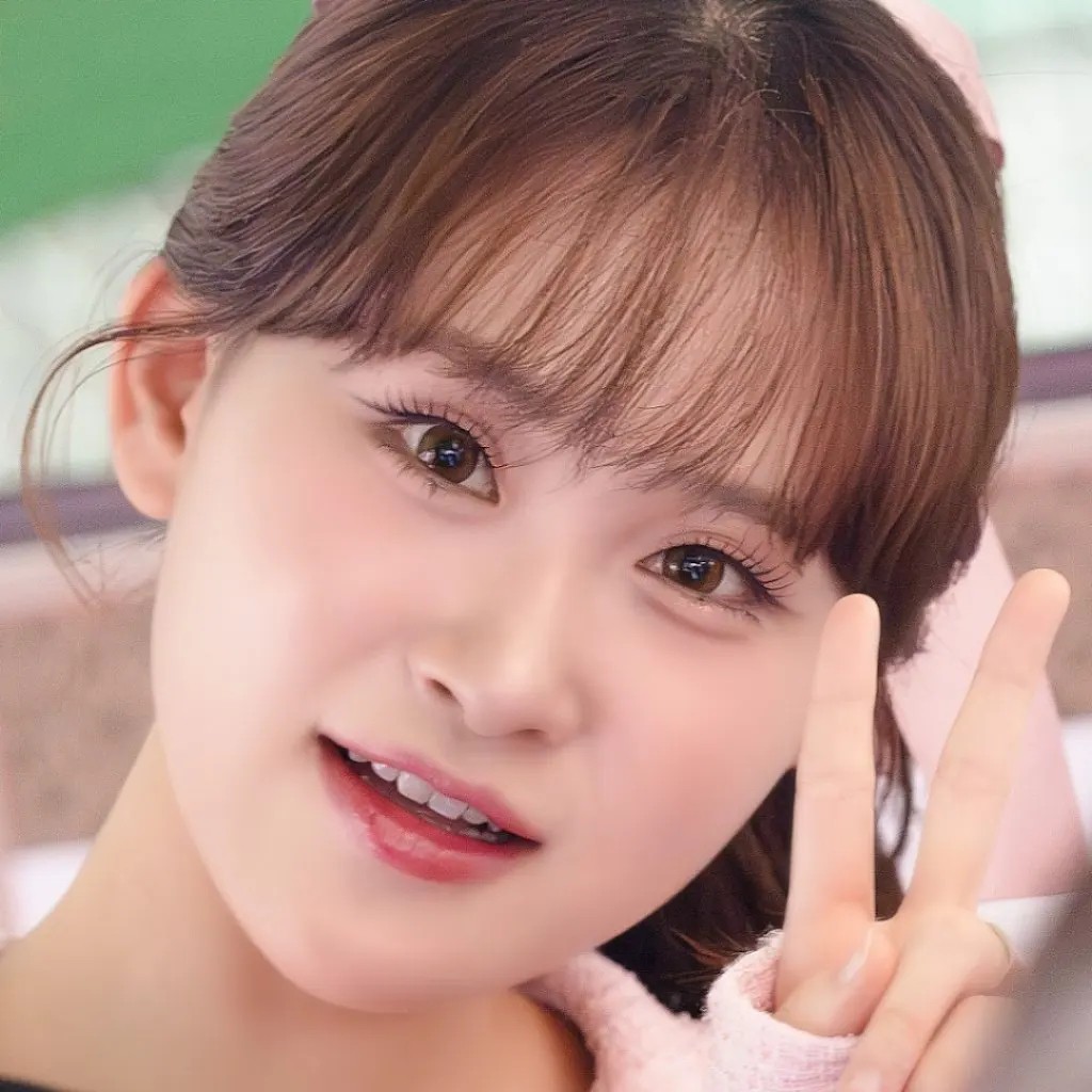 Cuplikan di balik layar dari Kim Dahyun