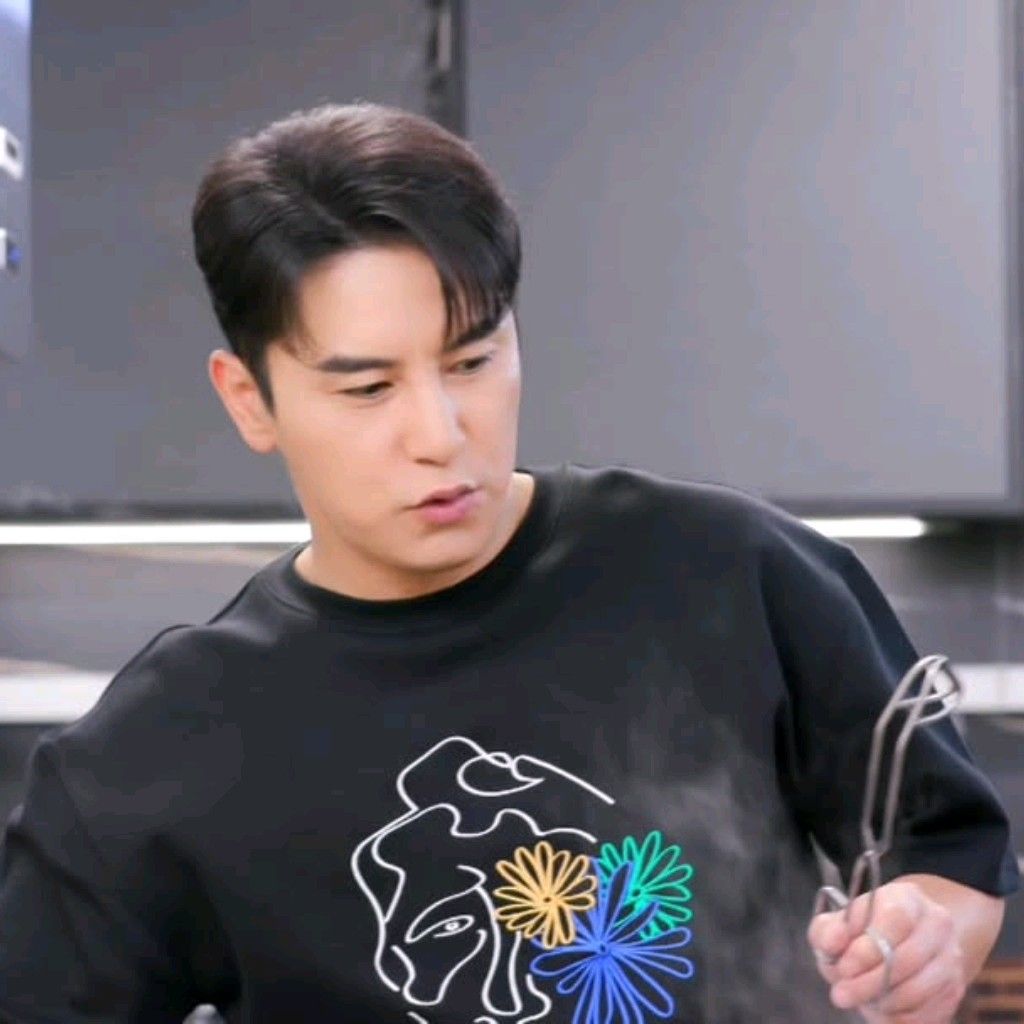 Latest photo of Jang Minho