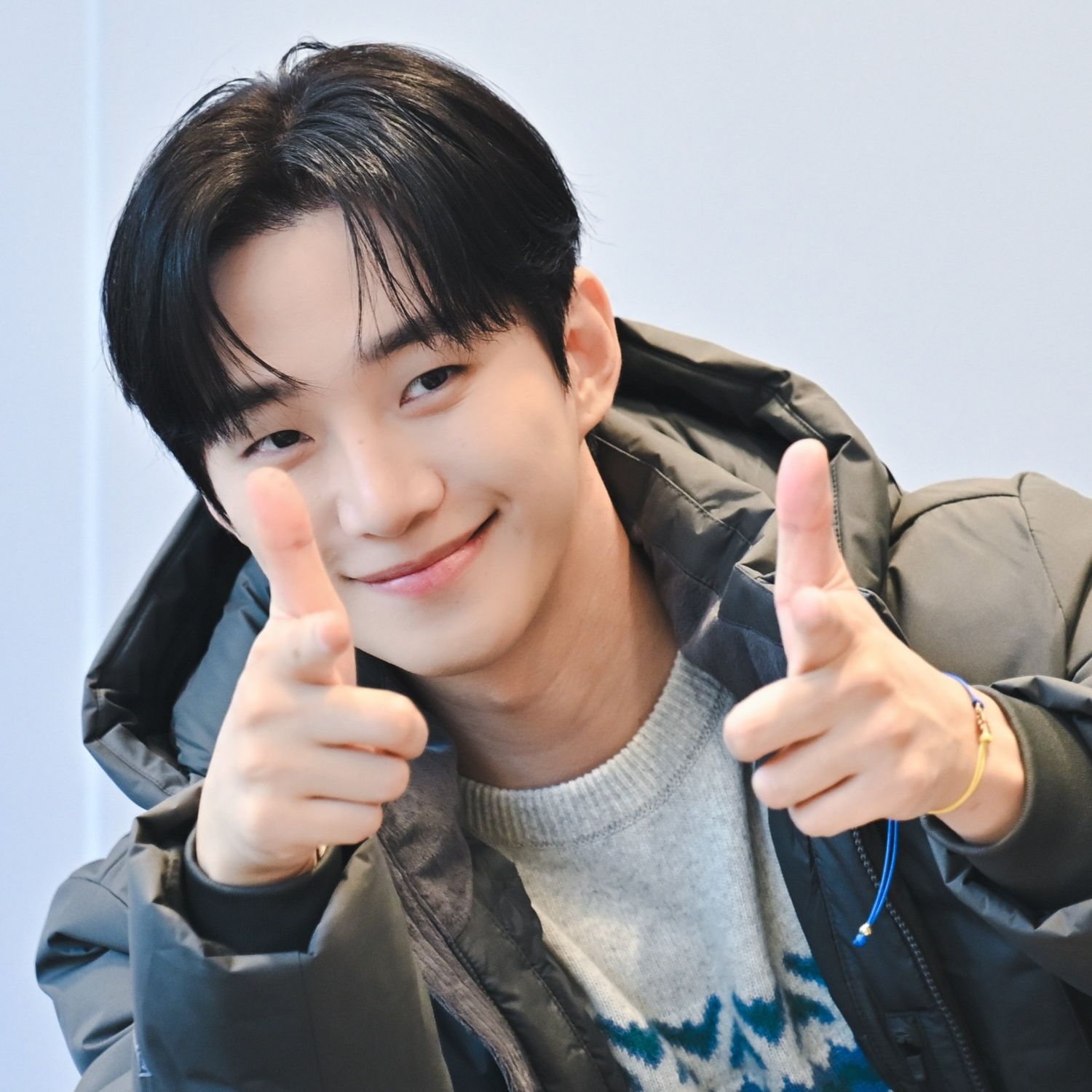 イ・ジュノのビハインドカット