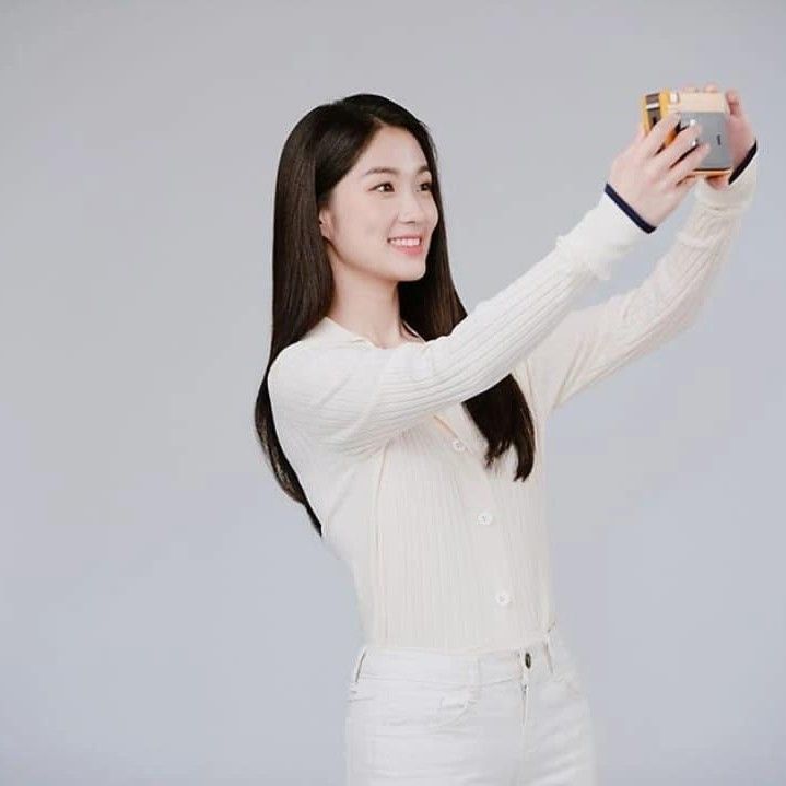 A moment captured by a fan of Kim Hyeyoon