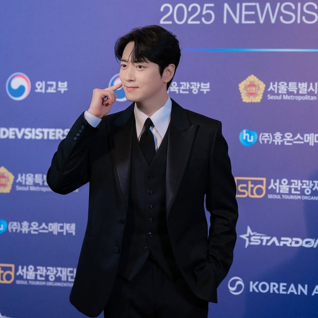 粉絲拍下的李浚赫瞬間