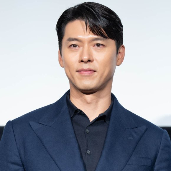 Behind-the-scenes cut of Hyun Bin