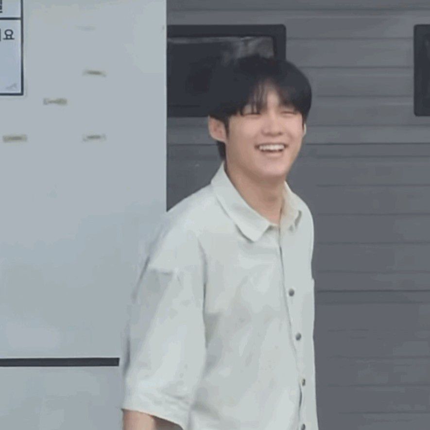 Behind-the-scenes cut of Choi Jaemyeong