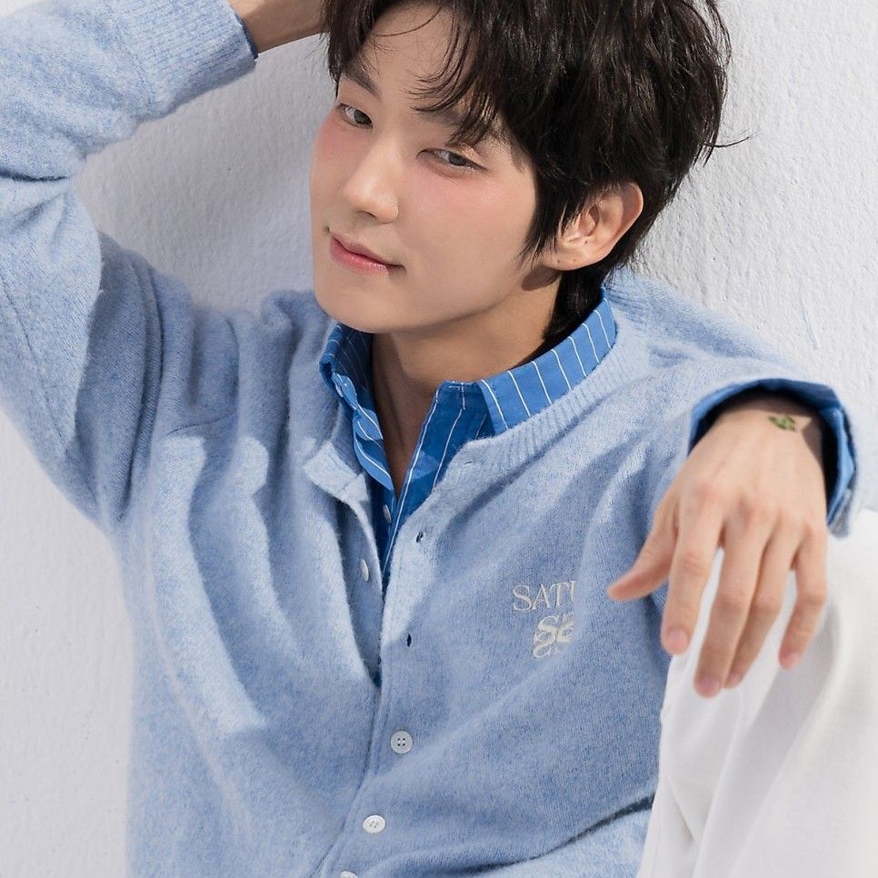 Recent activity shot of Lee Joongi