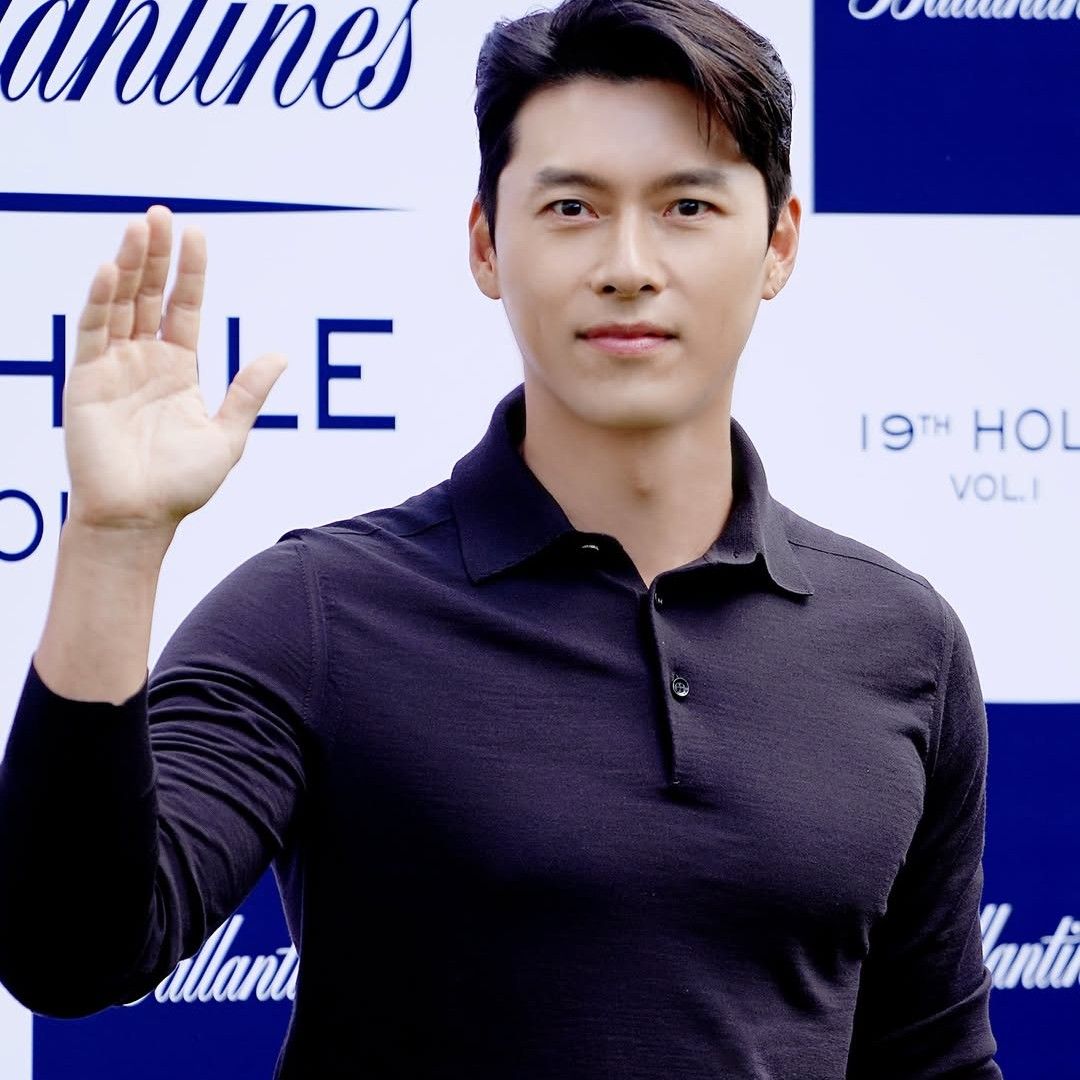 Latest photo of Hyun Bin
