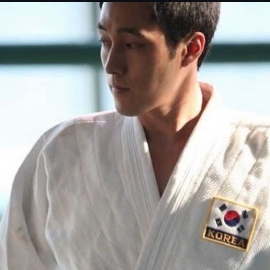 Recent activity shot of So Jisub