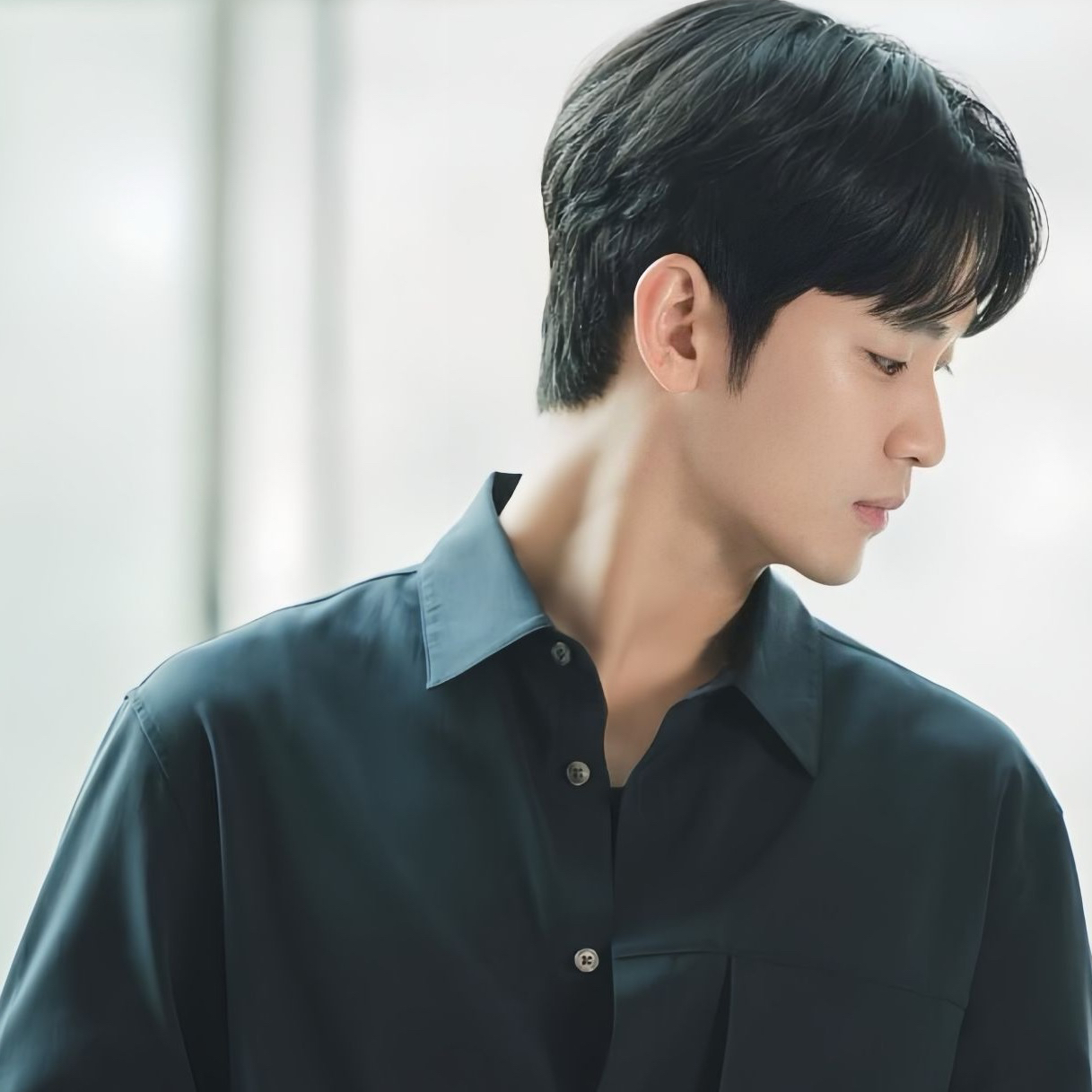 A moment captured by a fan of Kim Soohyun