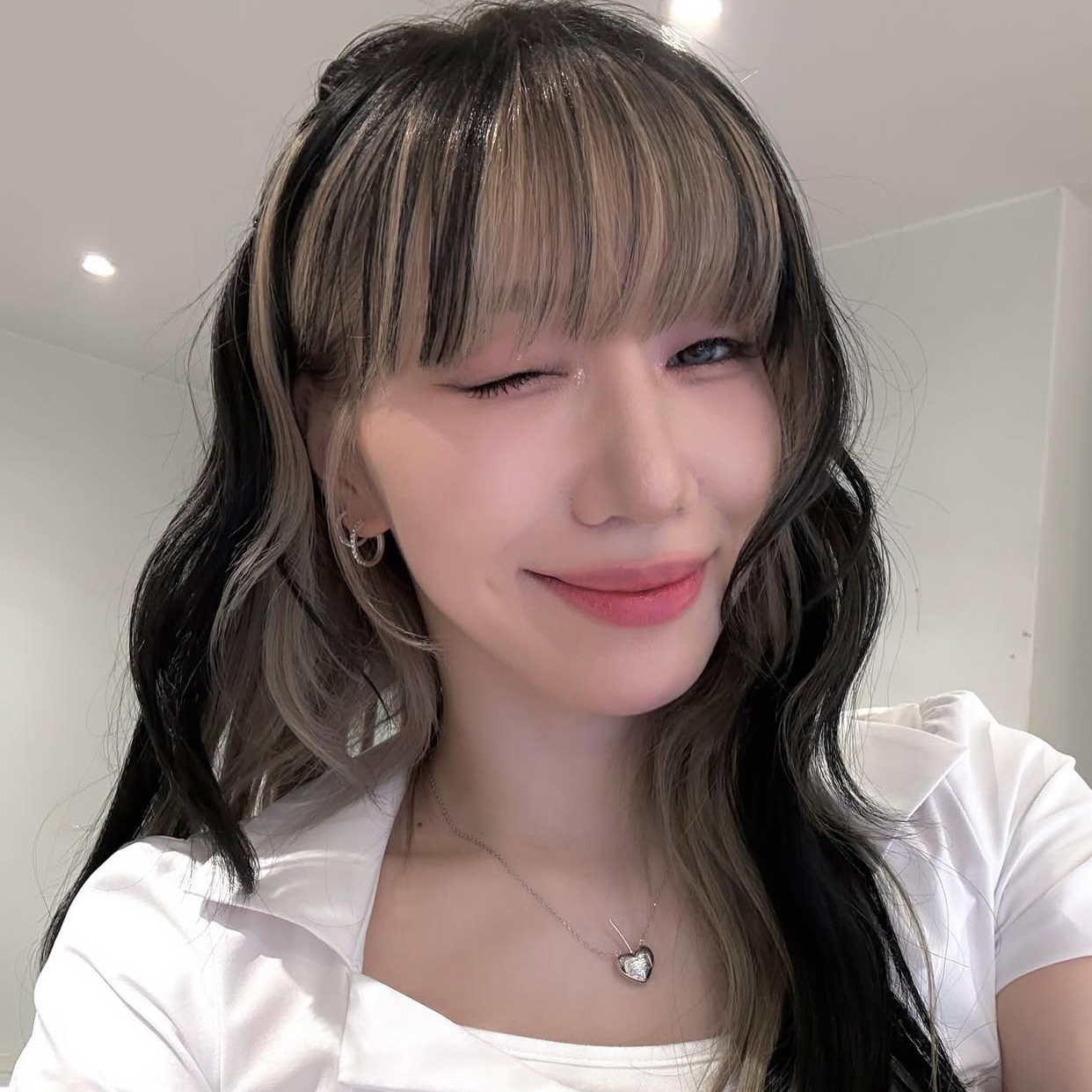 A moment captured by a fan of BADA