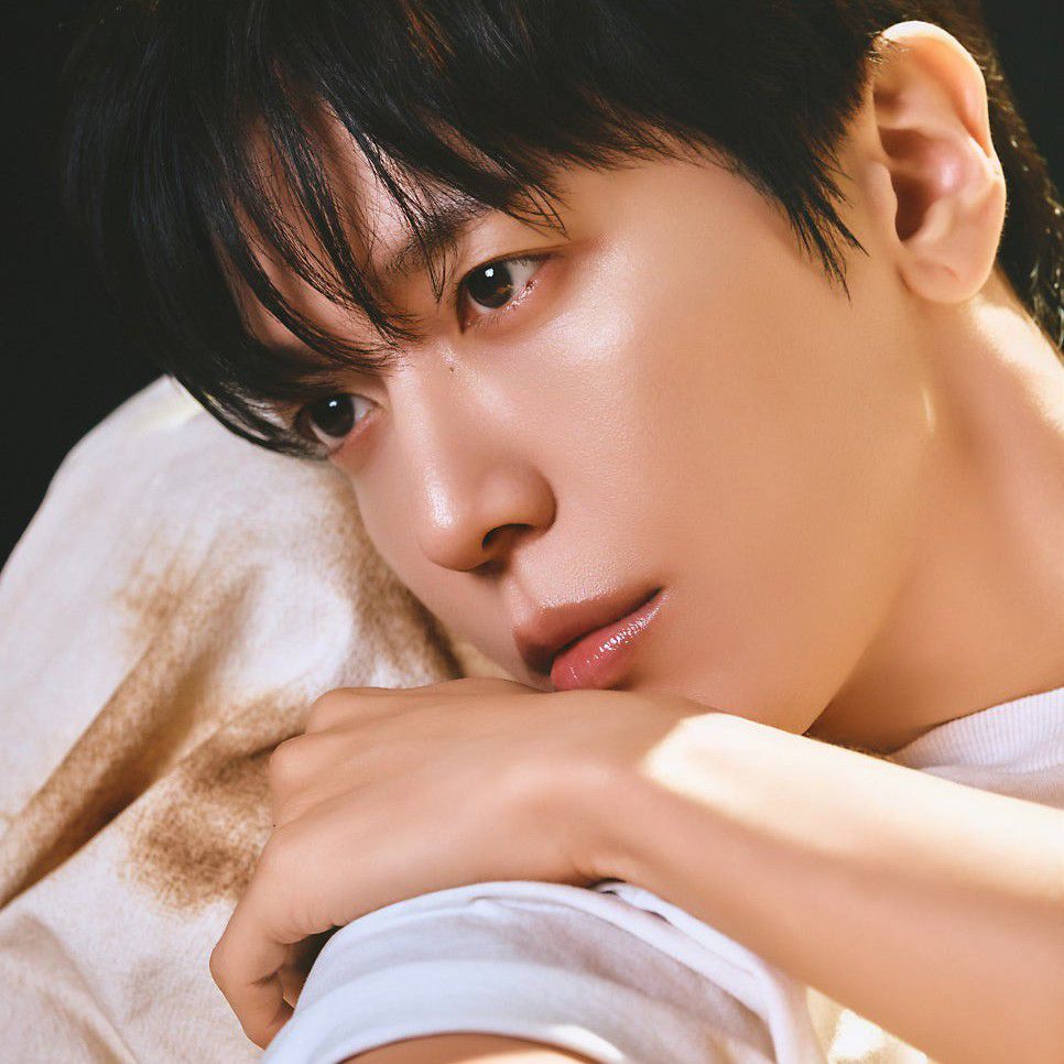 Latest photo of Jung Yonghwa