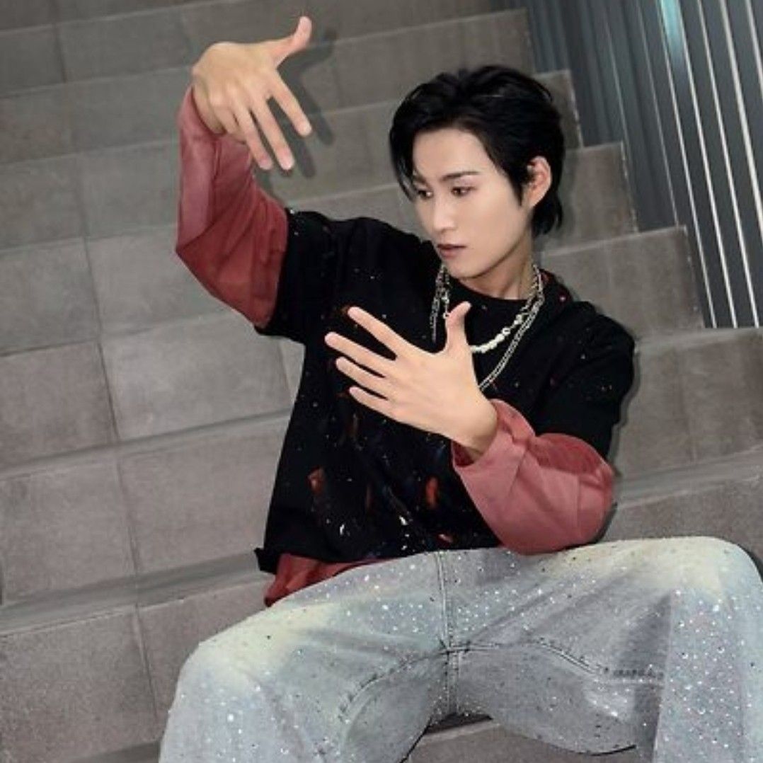 Foto terbaru dari Kim Heejae