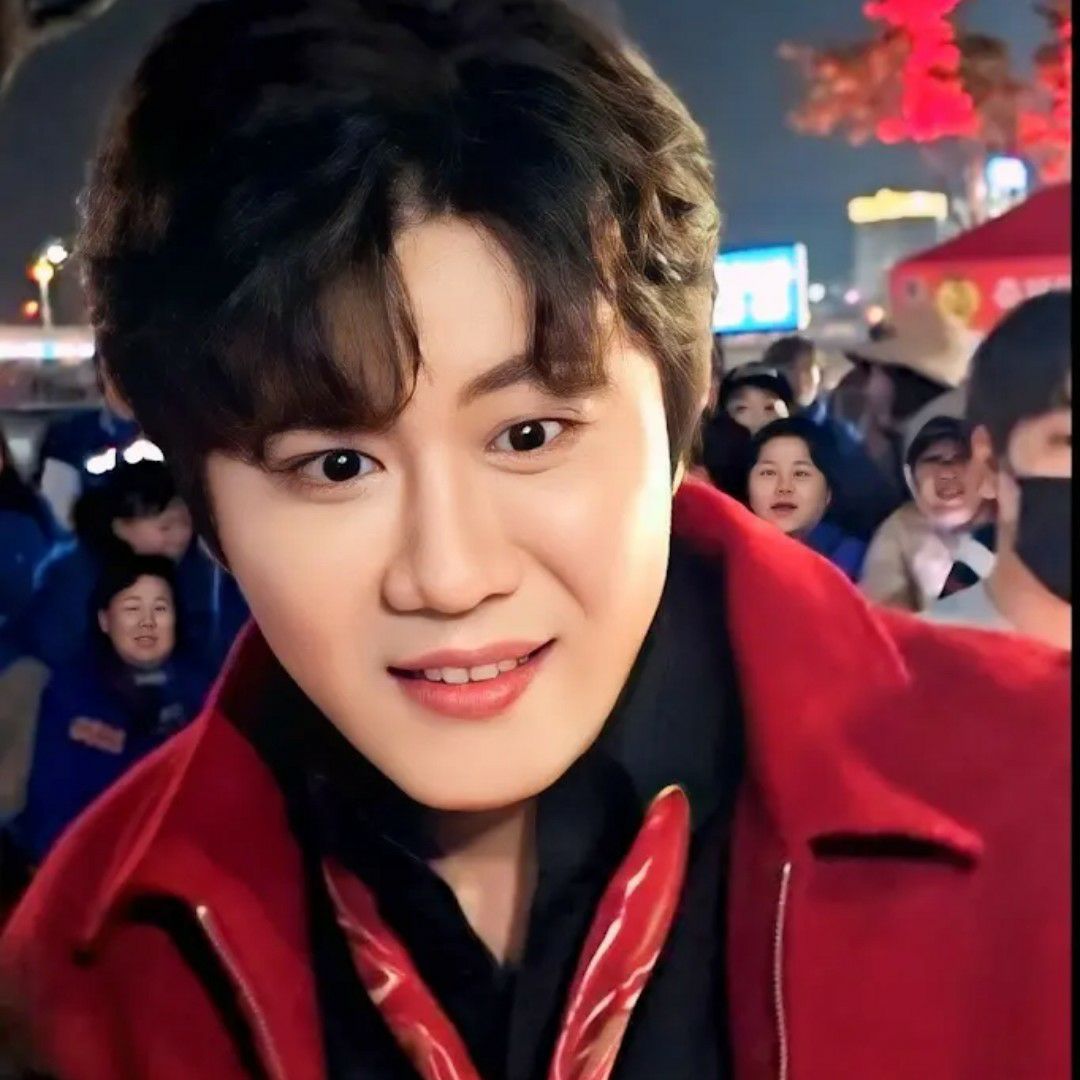 Recent activity shot of Jin Haesung