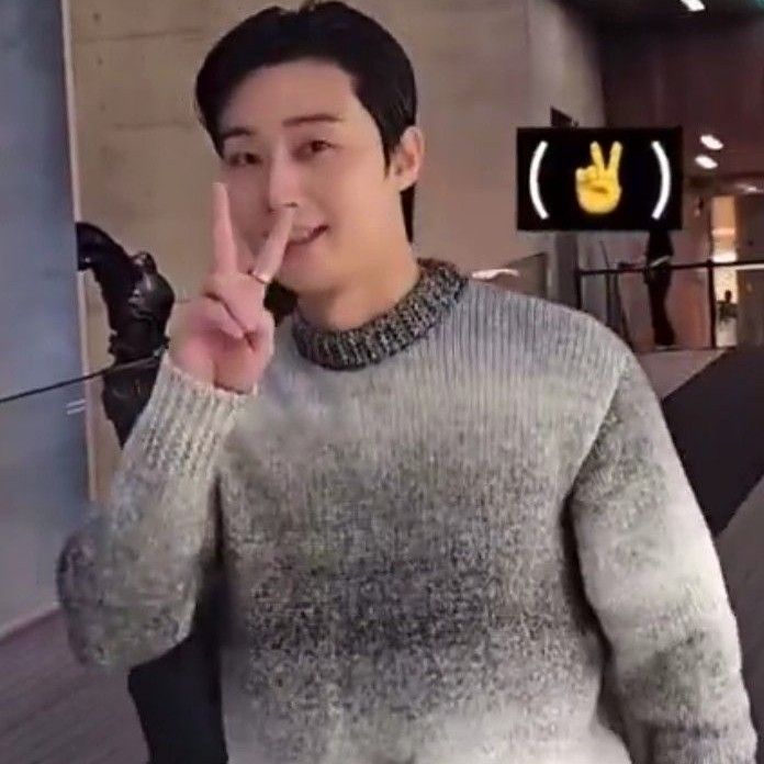 Behind-the-scenes cut of Park Seojoon