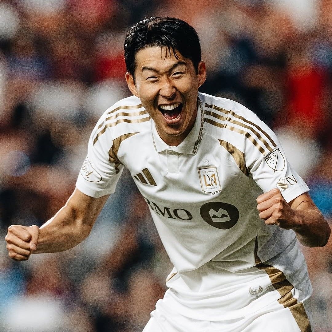 Momen yang diabadikan oleh penggemar Son Heungmin