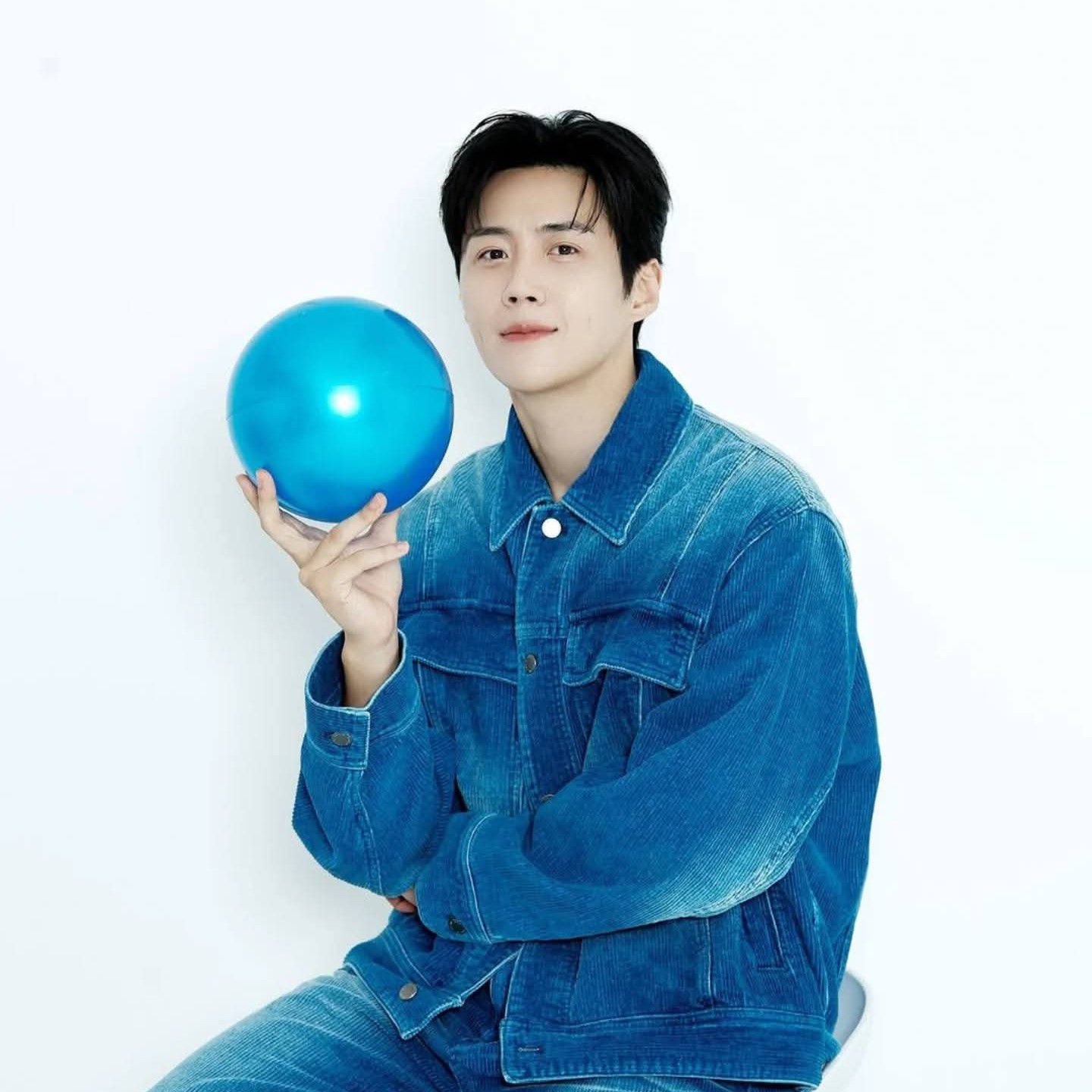 Cuplikan di balik layar dari Kim Seonho