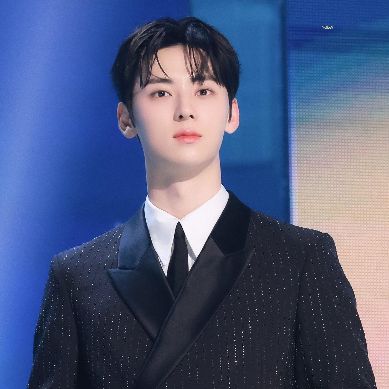 Behind-the-scenes cut of Hwang Minhyun