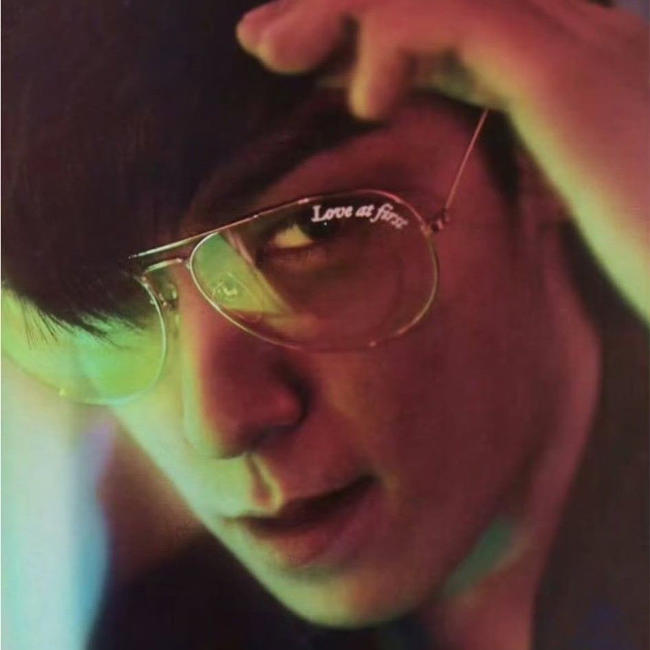 Behind-the-scenes cut of T.O.P