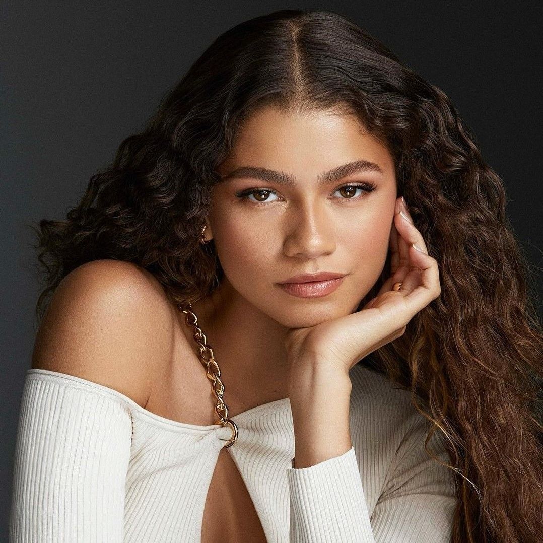 Recent activity shot of Zendaya