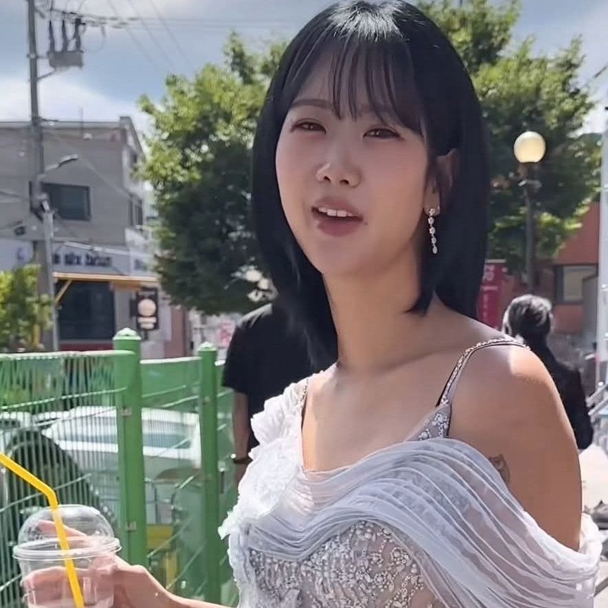Recent activity shot of Kang Hyeyeon