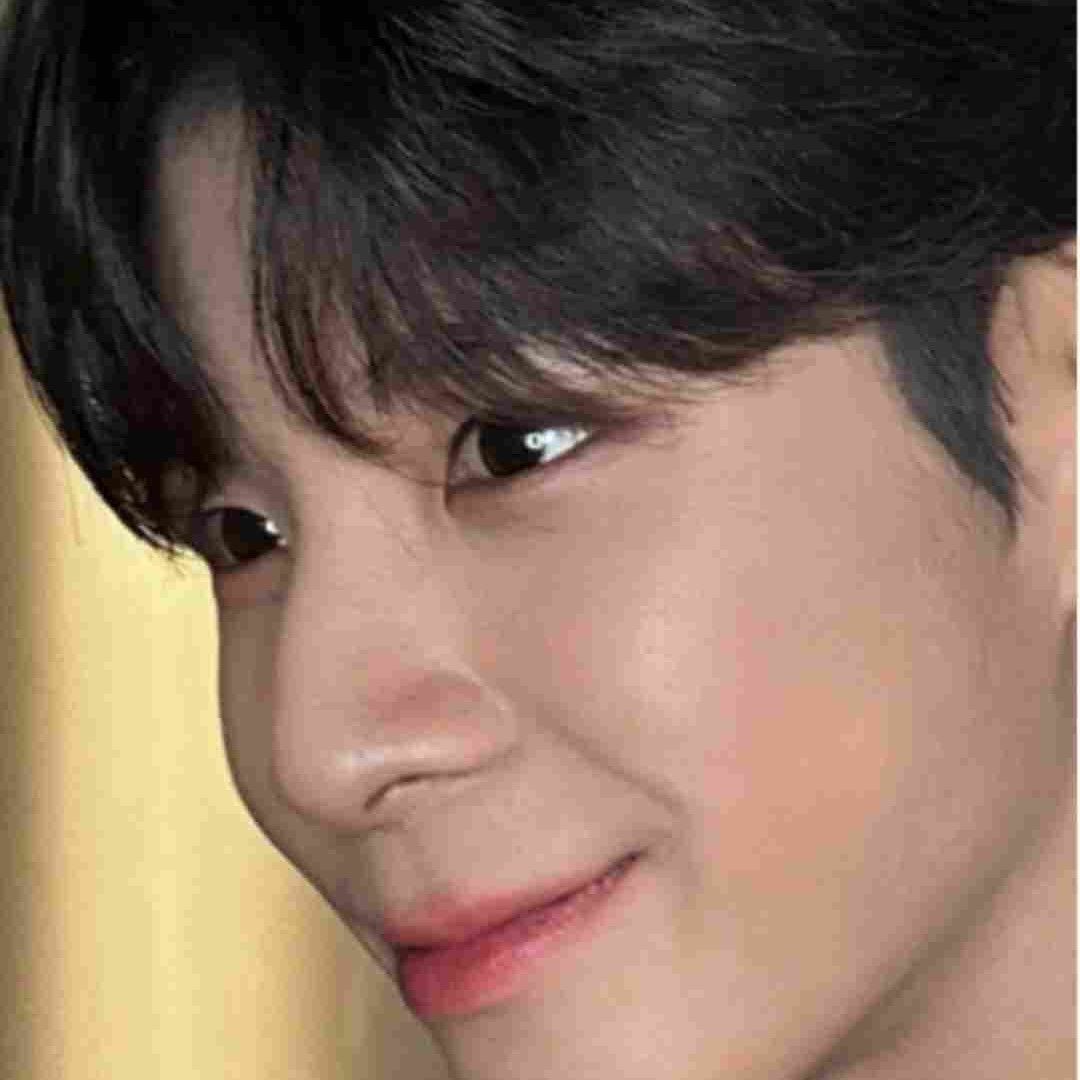 Recent activity shot of Jeong Dongwon