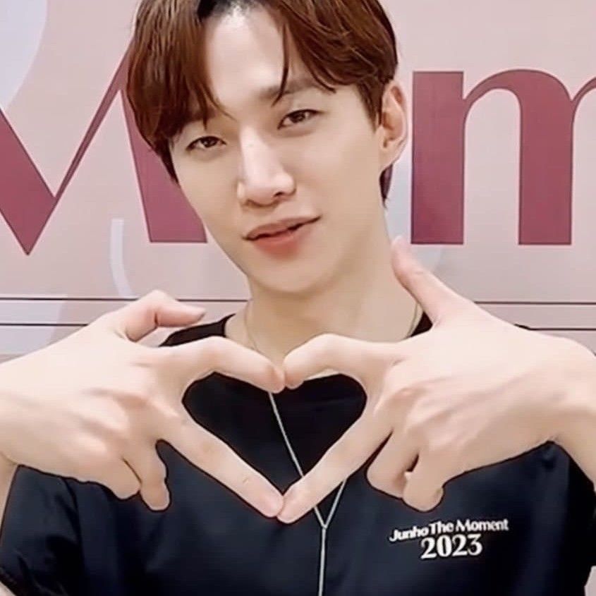 Recent activity shot of Lee Junho