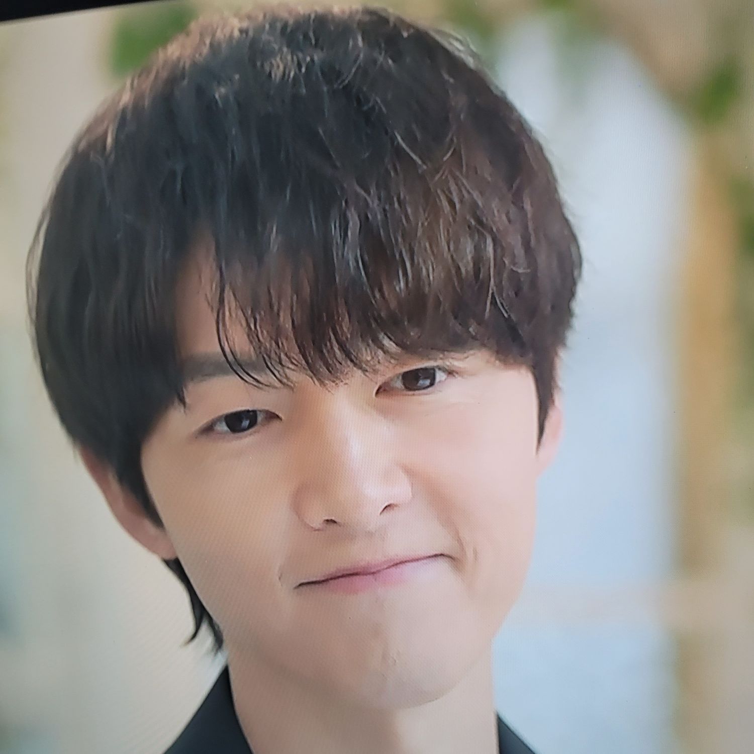 Foto kegiatan terbaru dari Song Joongki