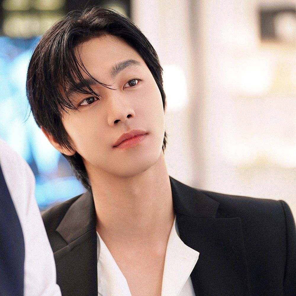 A moment captured by a fan of Ahn Hyoseop