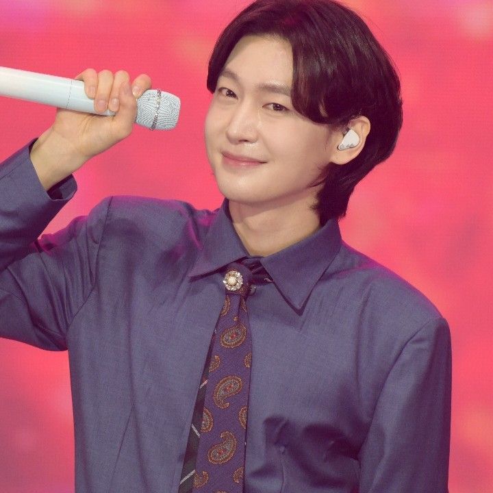 Latest photo of Kim Yongbin