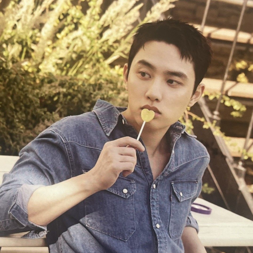 Foto terbaru dari Doh Kyungsoo (D.O.)