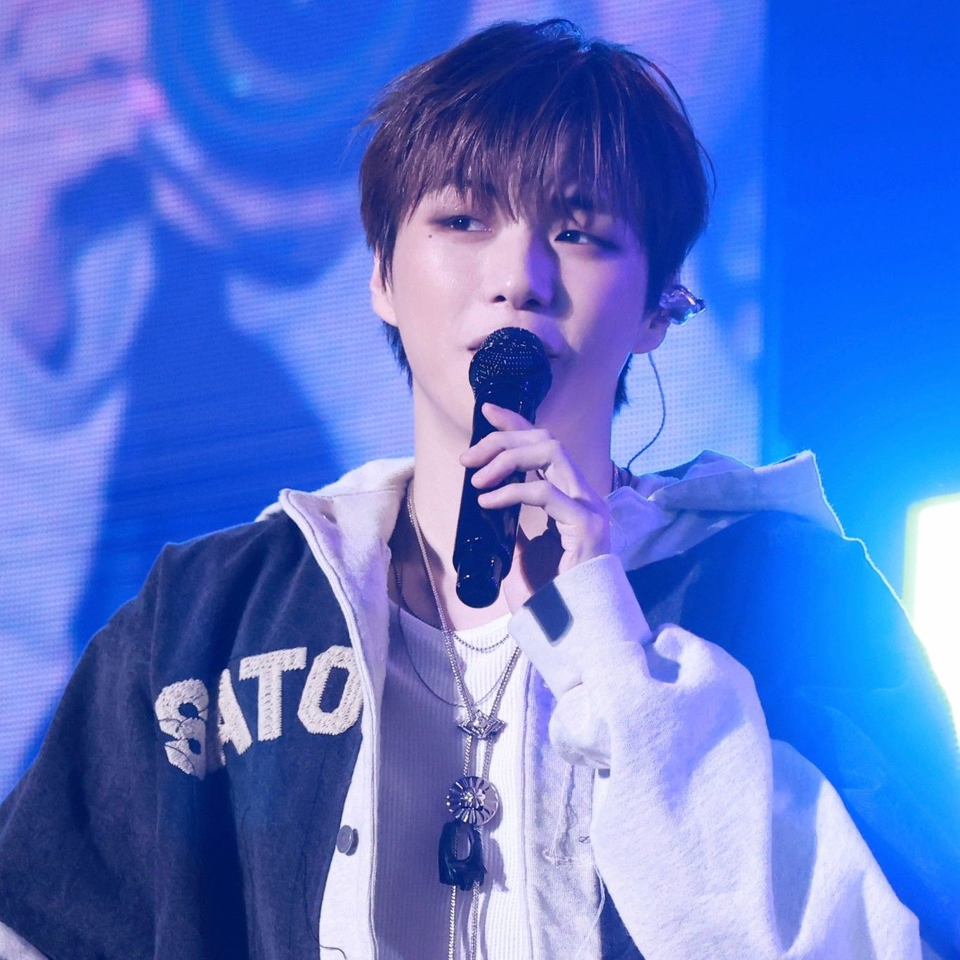 A moment captured by a fan of Secret Garden