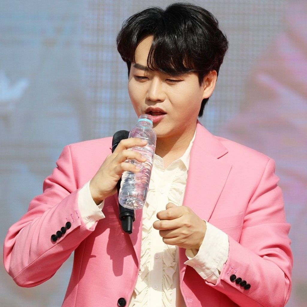 Latest photo of Min Soohyun