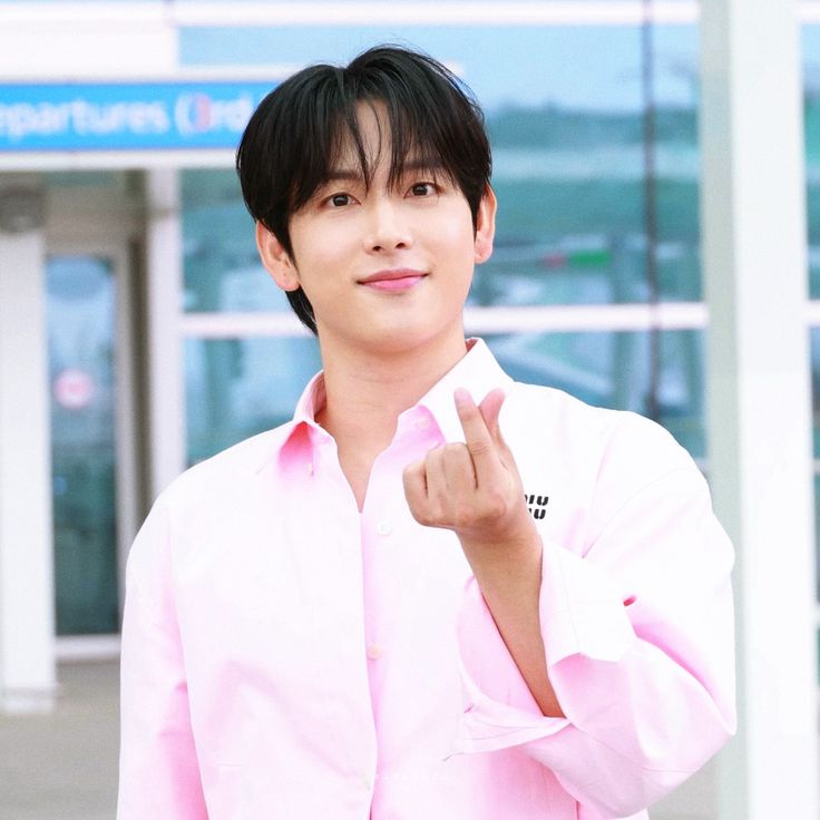 Latest photo of Lim Siwan