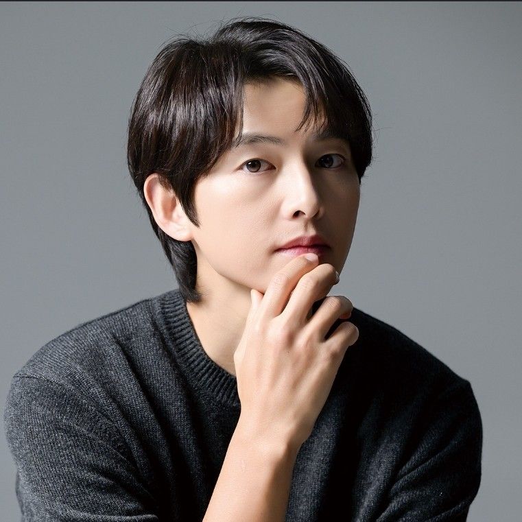 Latest photo of Song Joongki
