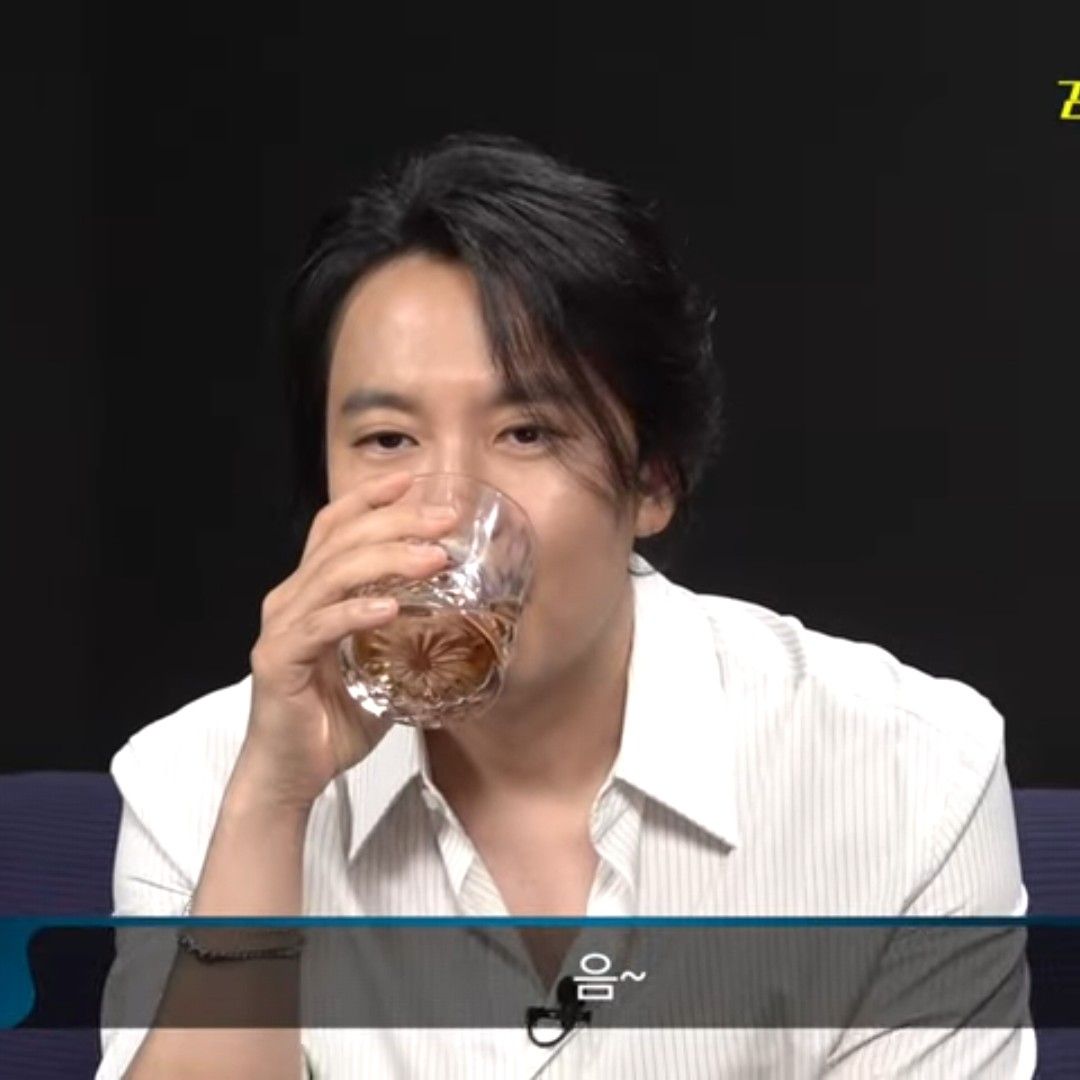 Behind-the-scenes cut of Kim Namgil