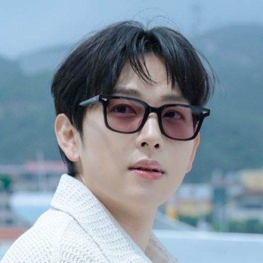 Latest photo of Lim Siwan