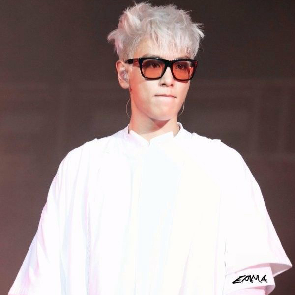 Behind-the-scenes cut of T.O.P