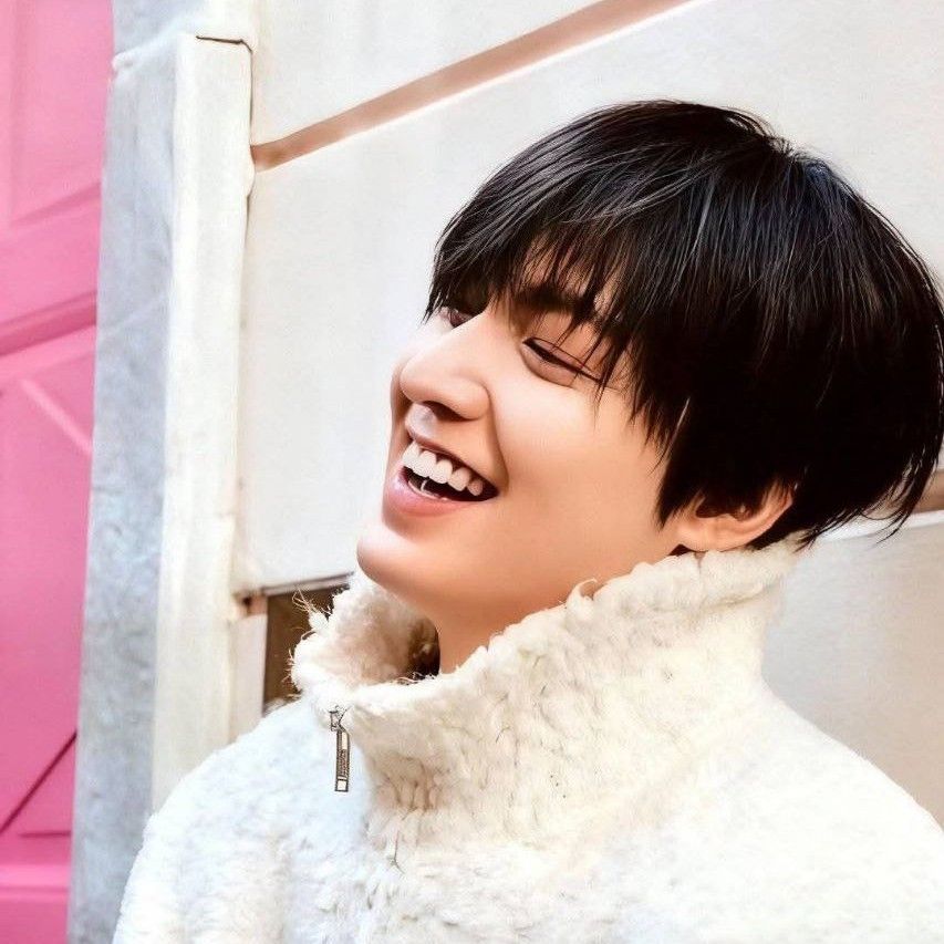 이민호 최근 활동샷