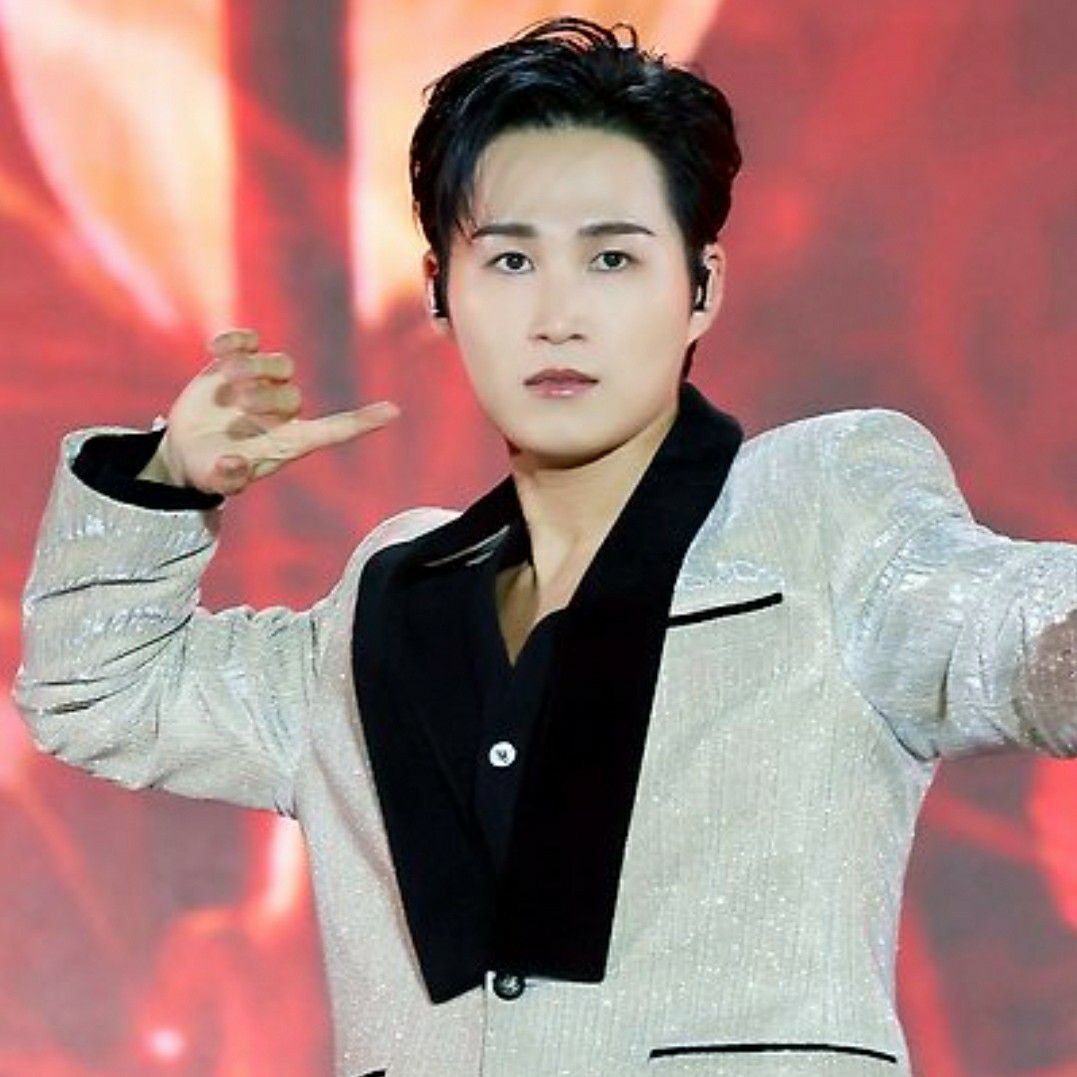 김희재의 최신 사진